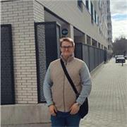 Imparto clases de apoyo escolar en base a las necesidades concretas del alumno y a sus objetivos en el curso.